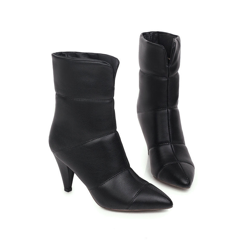 Pointed toe boots women's small